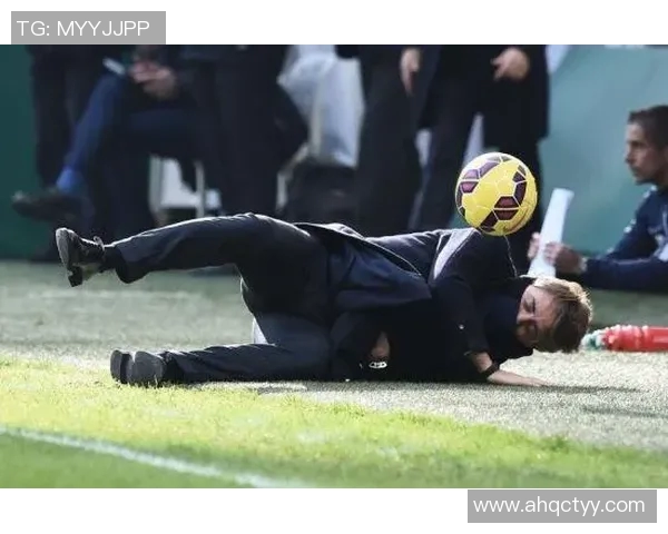 意大利媒体深度报道足球明星最新动态与精彩瞬间视频分享