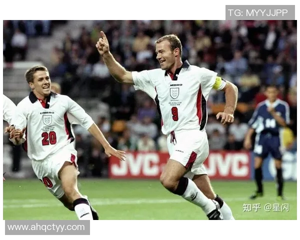 足球明星经典瞬间回顾领略他们的精彩动作与绝妙技巧